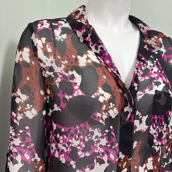 DVF Lorelei silk chiffon blouse. Size 4 - Picture 3 of 11